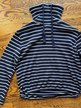 Pact Organic Cotton Navy Blue & Light Blue Stripes Pullover Sweater L